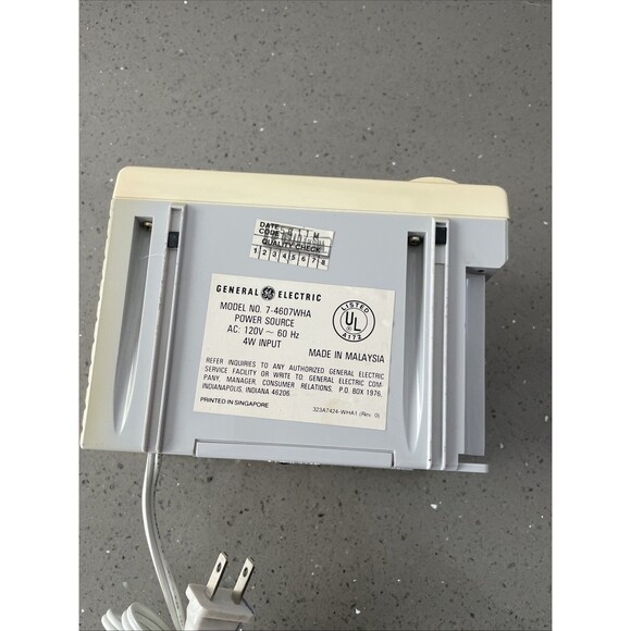 Vintage P'Jammer Alarm Clock Radio GE 7-4607WHA Tested & Working! - Picture 8 of 11